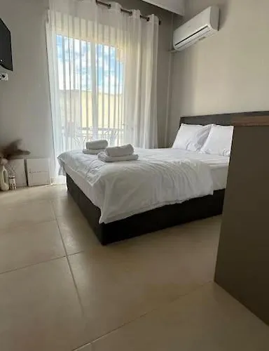 Tinyhug Apartment