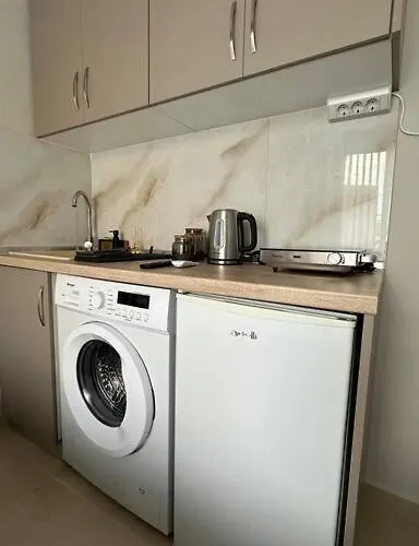 Tinyhug Apartment